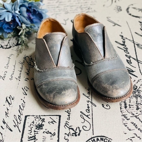 Bed Stu Cobbler Series Rose Leather Slip On Loafer in Gray, Size 7.5 - Picture 4 of 8